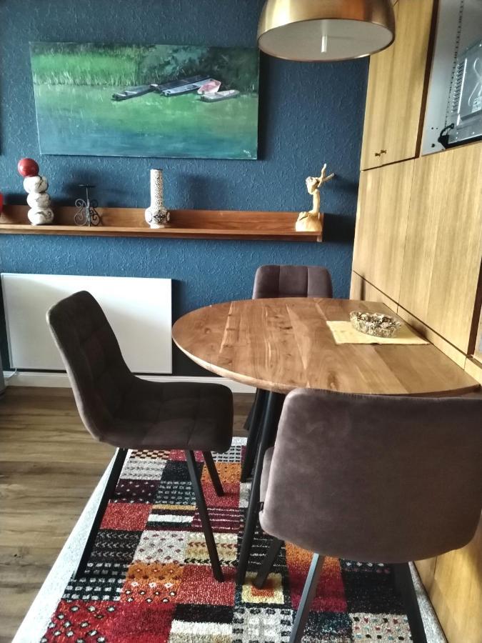 Waldeslust Warmbad Mit Balkon Und Privatem Parkplatz Apartment Villach Exterior photo